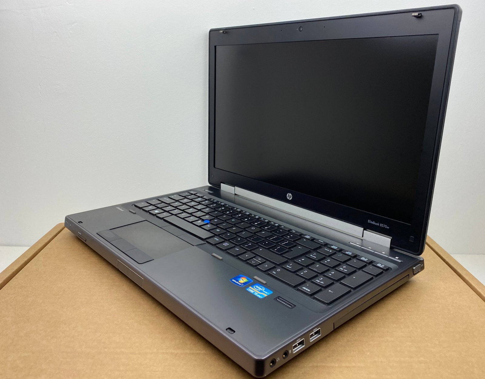 Laptop Hp Elitebook 8570w I5 3 Generacji 4gb 240 Gb Ssd 156 Fullhd K1000m Klasa A 2600