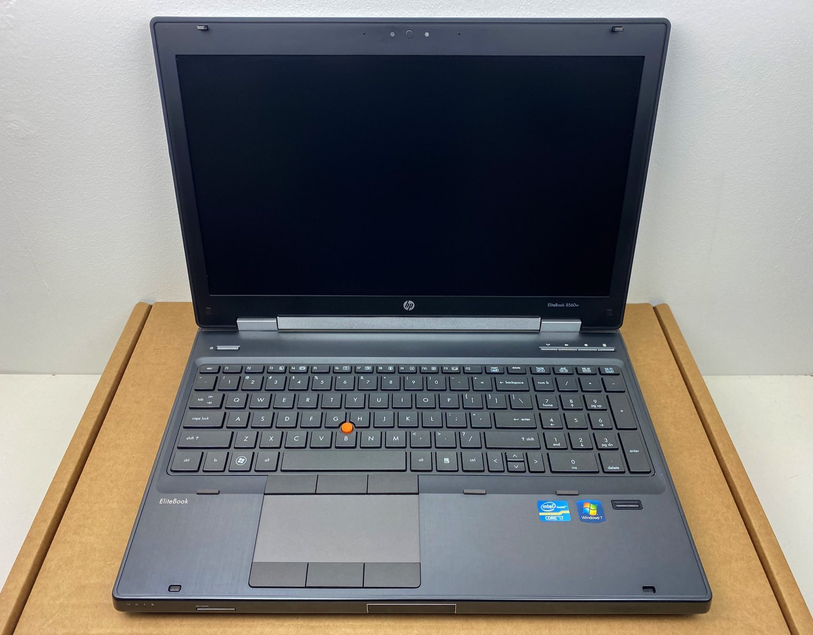 Laptop Hp Elitebook Workstation 8560w I7 2 Generacji 4gb 240gb Ssd 156 Fullhd 1000m 9034