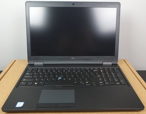 Laptop Dell Latitude 5580 i7 - 7820HQ / 8 GB DDR4 / bez dysku / 15,6 FullHD / 940MX / Klasa A